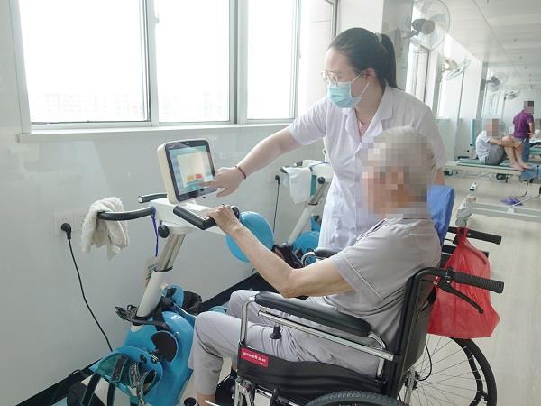 智能康復(fù)訓(xùn)練系統(tǒng).jpg
