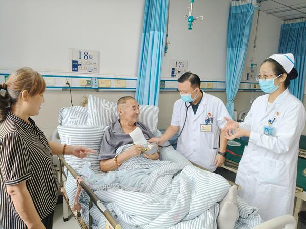 572E2DE3B904078043E49B7444741EAB_副本.jpg